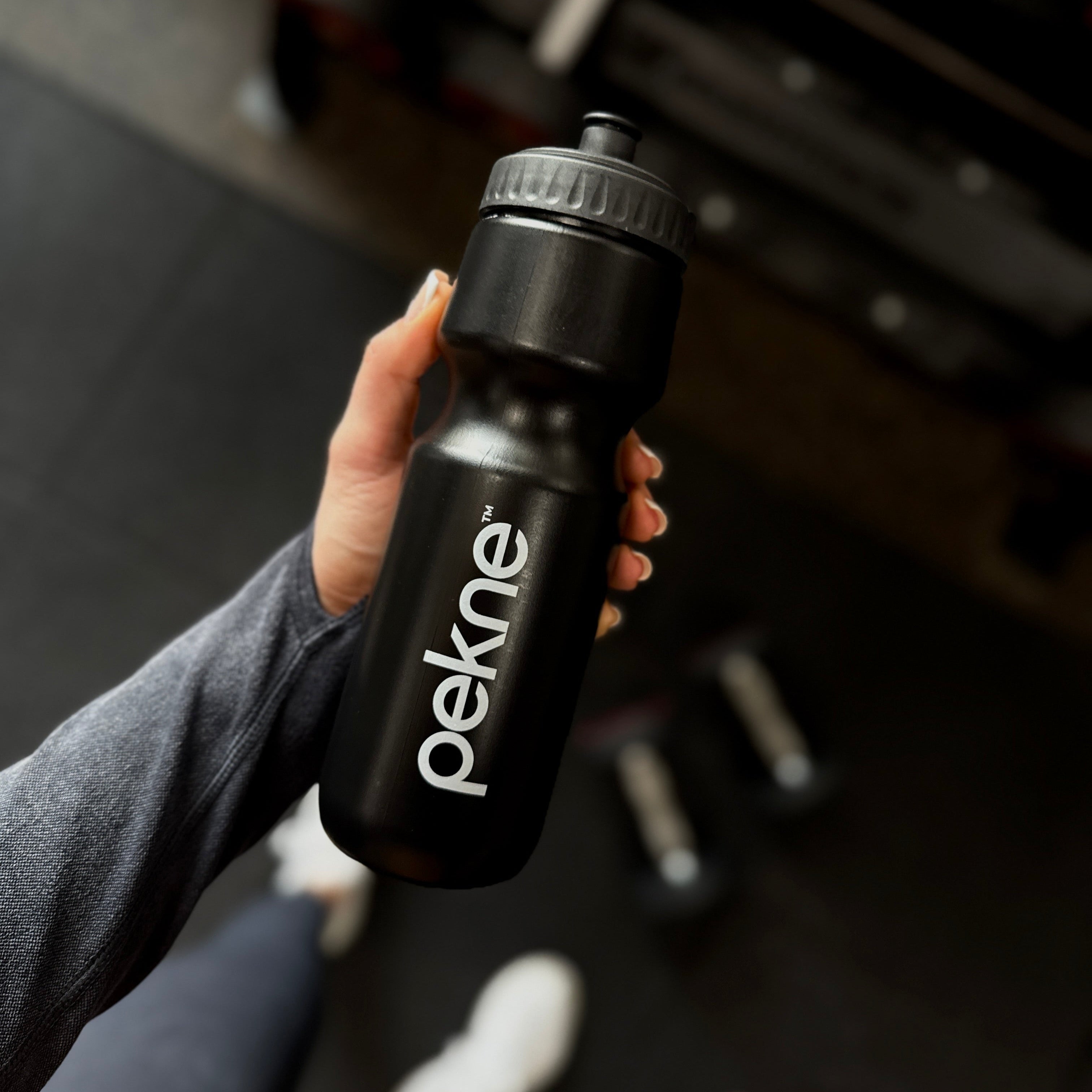 Pekne™ Bottle